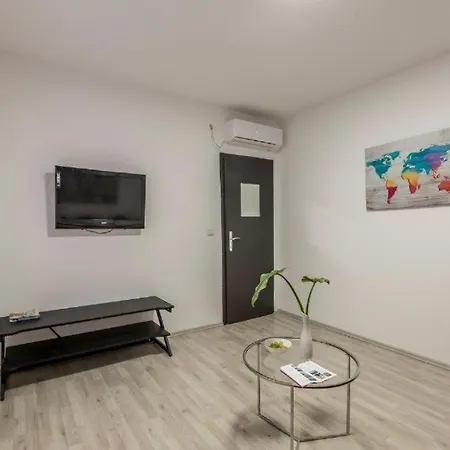 Hvar Bayfront Apartment