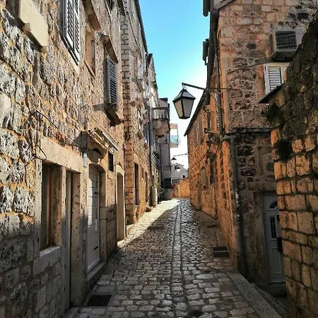 Apartment Hvar Bayfront